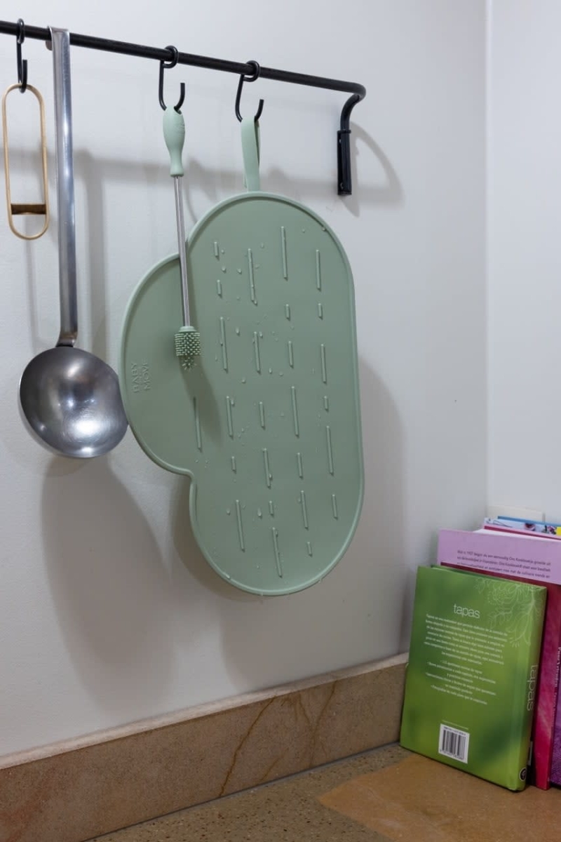 Baby on the Move - Yummy Clean Set - Afdruipmat en borstel - Aspen