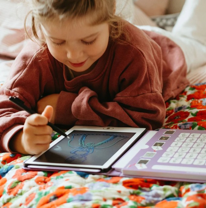 KIDYWOLF - KIDYDRAW MINI - Princess around the world