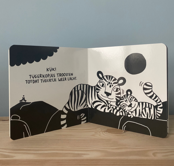 Hey baby, kijk! - Een knuffelboek - Laura Van Bouchout & Eva Mouton