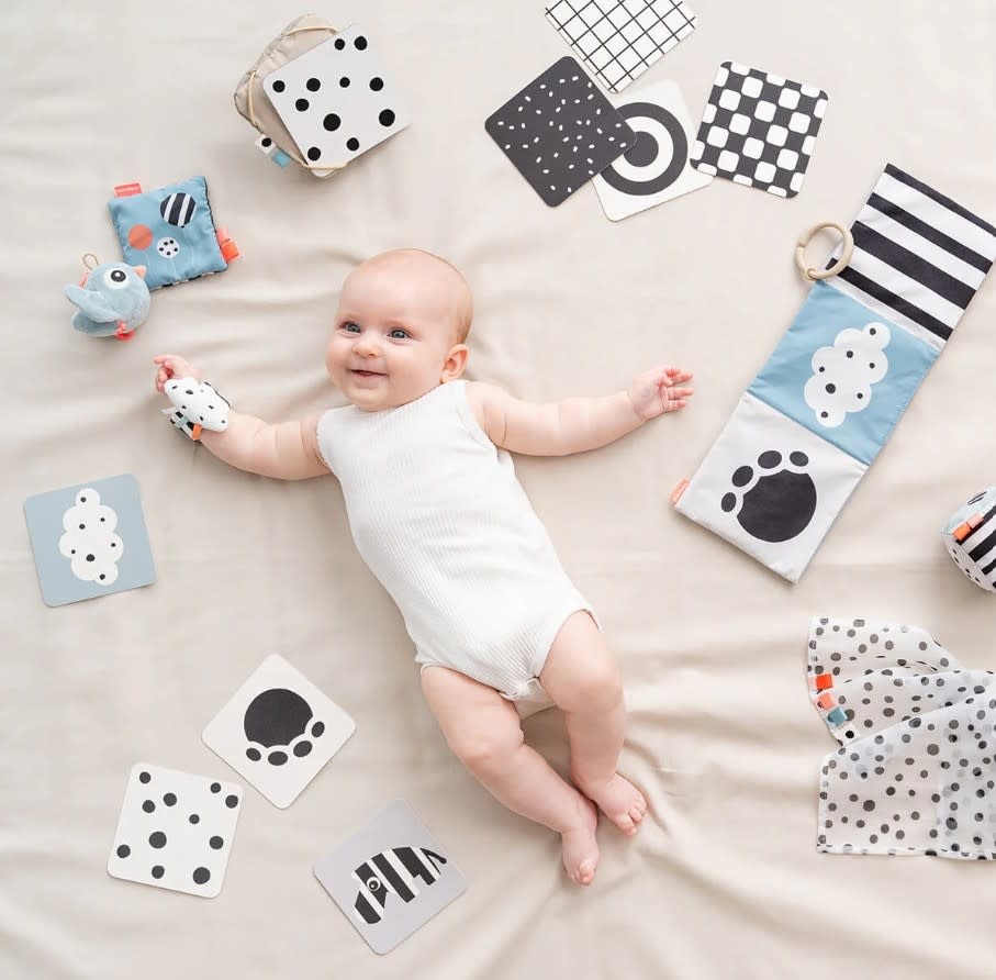 Done by deer - Baby contrast cards 10-pack - Elphee - Colour mix