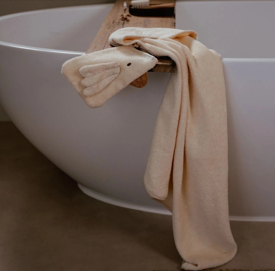 Little Dutch - Newborn Naturals - Little Goose - Badcape en washandje